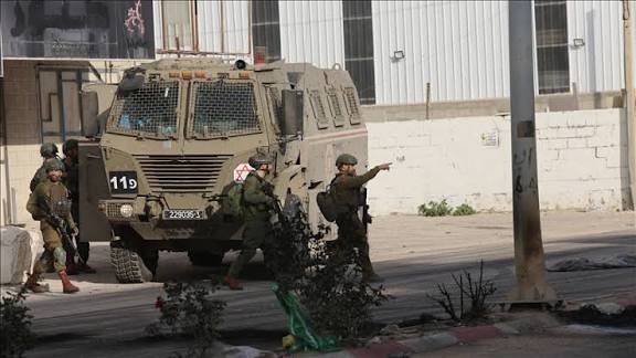 استشهاد فتى فلسطيني وإصابة آخر برصاص العدو الاسرائيلي في مخيم عسكر شرق نابلس