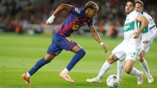 برشلونة يفوز على إلتشي بثلاثية في الدوري الإسباني