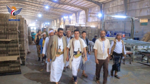 الحديدة.. جهود مثمرة في الرقابة على الأنشطة التجارية والصناعية وتعزيز الإنتاج المحلي