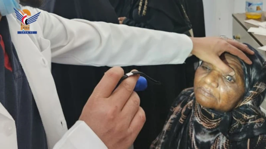 تدشين المخيم الطبي المجاني الـ18 لطب العيون بمديرية الزهرة في الحديدة