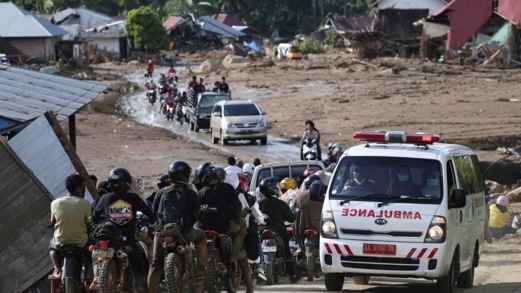 ارتفاع عدد قتلى الفيضانات في إندونيسيا إلى 631