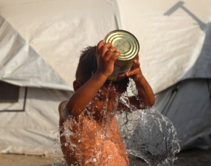 غزة.. الخيام تتحول إلى “أفران ملتهبة” مع اشتداد حرارة الصيف 