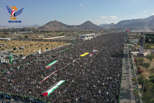 اليمنيون يستقبلون رمضان بإصرار على مواصلة الصمود ومواجهة تداعيات العدوان والحصار اليمنيون يستقبلون رمضان بإصرار على مواصلة الصمود ومواجهة تداعيات العدوان والحصار