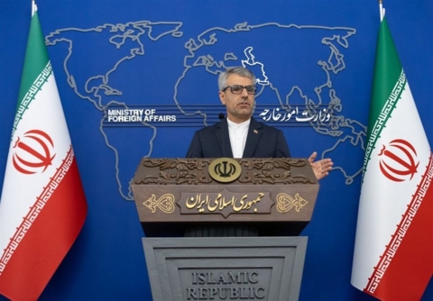 بقائي: الخارجية الايرانية تبحث مع الترويكا الأوروبية الموضوع النووي ورفع العقوبات