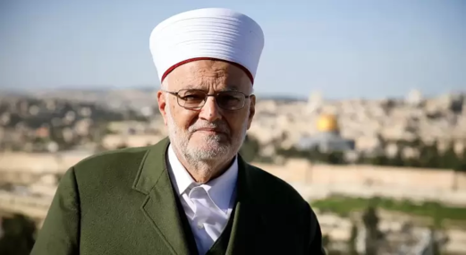 صبري: العدو يستغل مناسباته الدينية لفرض وقائع جديدة في الأقصى