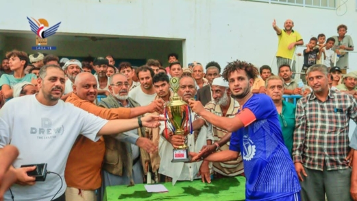 هلال الحديدة يخطف كأس 14 أكتوبر من أمام شعب صنعاء هلال الحديدة يخطف كأس 14 أكتوبر من أمام شعب صنعاء