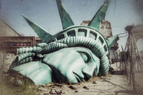 انهيار أمريكا أصبح حتمية تاريخية