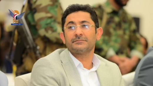 رئيس لجنة التنسيق بين القطاعين العام والخاص يعزّي الرئيس المشاط في وفاة والدته الفاضلة