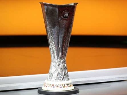 قرعة ثمن نهائي الدوري الأوروبي تسفر عن مواجهات متوازنة