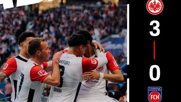 الدوري الألماني: آينتراخت فرانكفورت يقفز للمركز الثالث بثلاثية في مرمى هايدنهايم