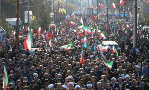 التظاهرات المليونية في إيران.. "ردٌ ساحق" وموقفٌ رادع وتأكيدٌ على تمسك الشعب بالنظام ووعيه بالمؤامرات