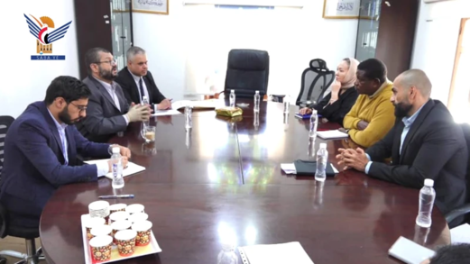 وزير الصحة يلتقي عددًا من ممثلي منظمات أطباء بلا حدود في اليمن