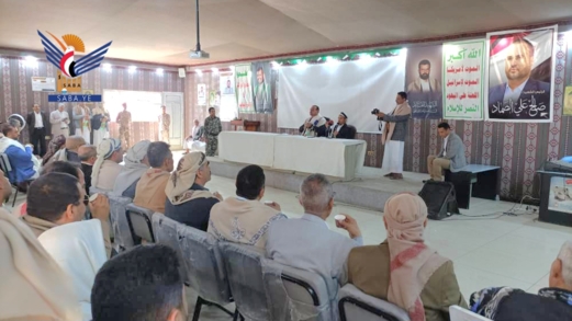 أمين العاصمة يتفقد مستوى الانضباط الوظيفي ويناقش خطط المراكز الصيفية  