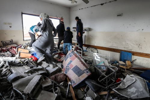 "الصحة بغزة": العدو الإسرائيلي يتعمد تقويض وخنق المنظومة الصحية "الصحة بغزة": العدو الإسرائيلي يتعمد تقويض وخنق المنظومة الصحية