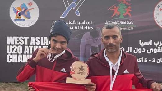 لاعب منتخب ألعاب القوى حسولي يحرز ذهبية وبرونزية في بطولة غرب آسيا ببيروت لاعب منتخب ألعاب القوى حسولي يحرز ذهبية وبرونزية في بطولة غرب آسيا ببيروت