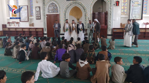  العلامة مفتاح يتفقد الدورات الصيفية بمديرية الثورة في أمانة العاصمة