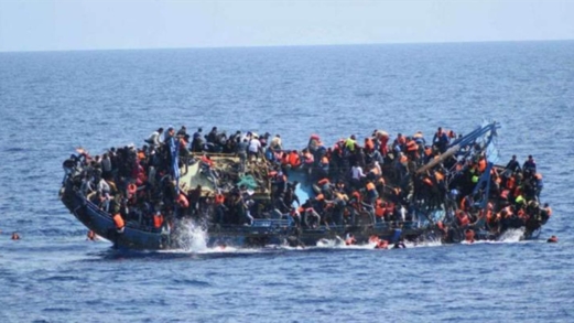 غامبيا: وفاة 70 على الأقل في انقلاب قارب مهاجرين قبالة غرب أفريقيا غامبيا: وفاة 70 على الأقل في انقلاب قارب مهاجرين قبالة غرب أفريقيا