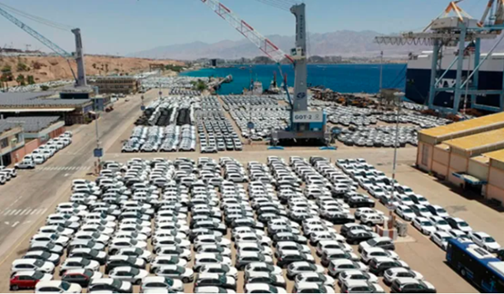 ميناء أم الرشراش "إيلات" يشكو من الحصار البحري اليمني ميناء أم الرشراش "إيلات" يشكو من الحصار البحري اليمني