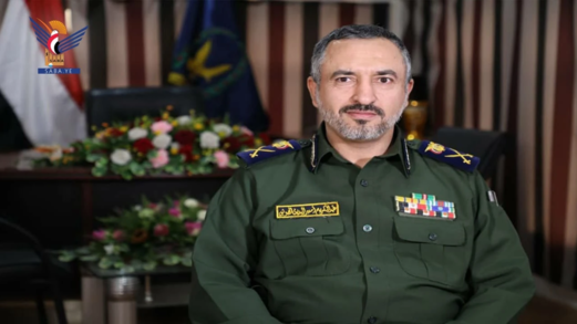 وزير الداخلية يهنئ قائد الثورة والرئيس المشاط بالعيد الحادي عشر لثورة ٢١ سبتمبر