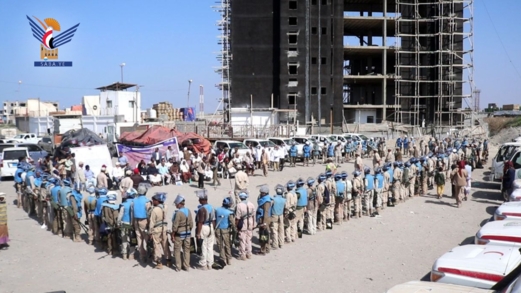 تسليم حقول خط مياه القطيع بالحديدة بعد تطهيرها من مخلفات العدوان