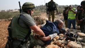 "نقابة الصحفيين الفلسطينيين" تدين اعتداء العدو الصهيوني على صحفيين في القدس 
