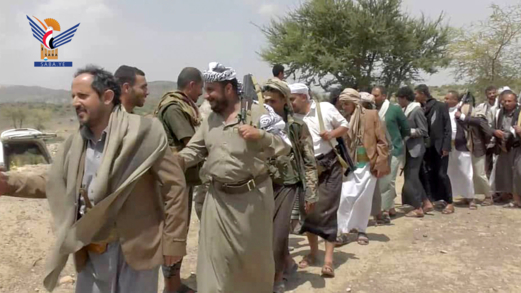 زيارات عيدية لقيادات محلية بإب للمرابطين في الضالع وتعز