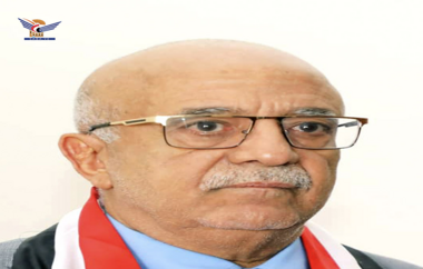رئيس مجلس الوزراء يهنئ قائد الثورة والرئيس المشاط بحلول عيد الأضحى