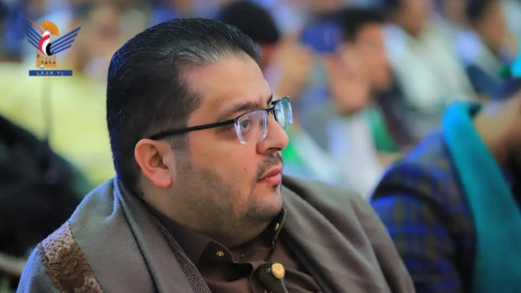 نائب وزير الثقافة والسياحة يعزي الرئيس المشاط في وفاة والدته