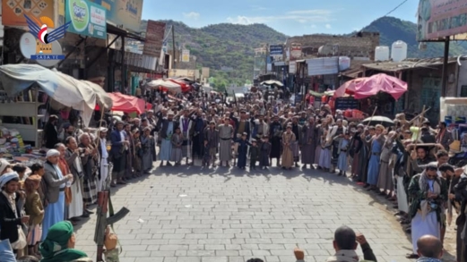 مسيرات ووقفات بمحافظة صنعاء احتفاءً بالانتصار وتأكيدًا على وحدة الساحات