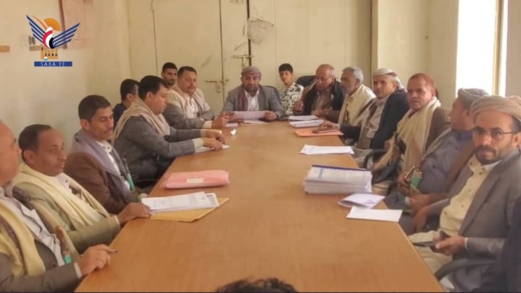 مناقشة خطة الطوارئ وتقارير أداء مؤسسة المياه في المحويت