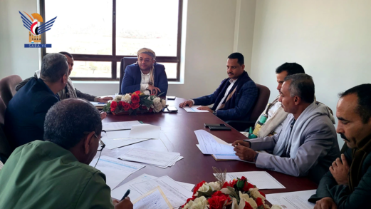 لجنة الحوض المائي بتعز تناقش طلبات حفر وتعميق الآبار  