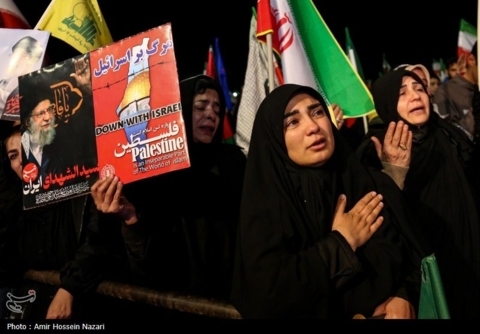 الإيرانيون يحيون اليوم مراسم أربعينية استشهاد قائد الثورة الخامنئي