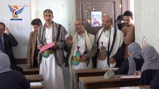 نائب وزير التربية يتفقد اختبارات الثانوية العامة بعدد من المراكز بأمانة العاصمة