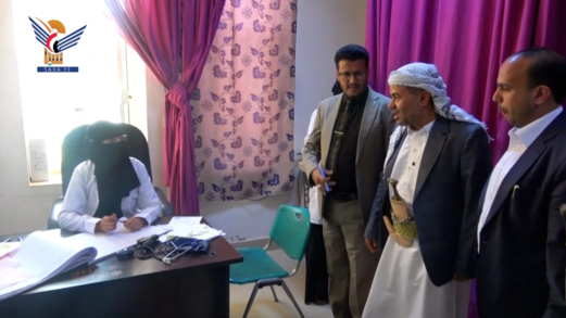 محافظ عمران يتفقد الانضباط الوظيفي عقب إجازة عيد الأضحى