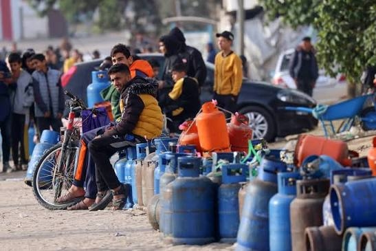 "البترول والغاز" بغزة: العدو الإسرائيلي يمنع دخول شاحنات غاز الطهي لليوم الثالث على التوالي
