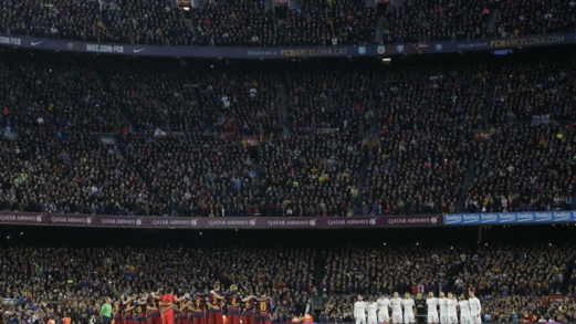 برشلونة يخسر من إشبيلية ويفقد صدارة الدوري الإسباني برشلونة يخسر من إشبيلية ويفقد صدارة الدوري الإسباني