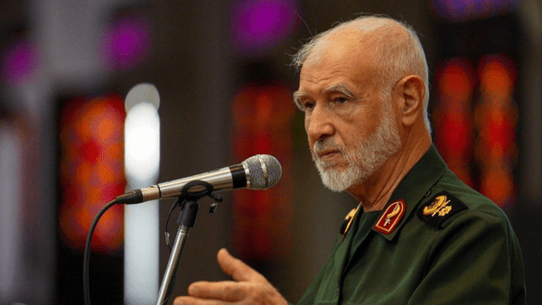 العميد أسدي: صمود الشعب الإيراني أجبر الولايات المتحدة على التفاوض