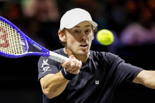 الأسترالي دي مينور يُتوج ببطولة روتردام للتنس للمرة الأولى في تاريخه