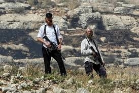 مستوطنون يقيمون حفلا استفزازيا في جبل المكبر جنوب شرق القدس
