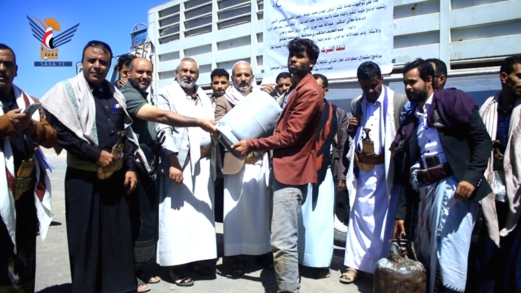 تدشين استبدال اسطوانات الغاز التالفة بالضالع بأسطوانات مصانة