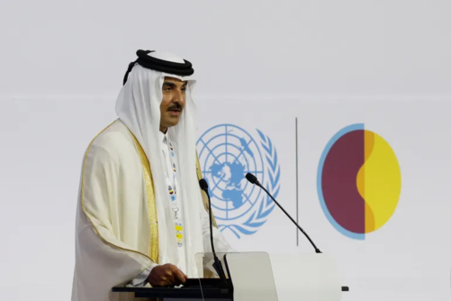 أمير قطر يدعو إلى دعم الشعب الفلسطيني وإعادة الإعمار بعد العدوان الصهيوني