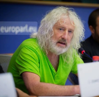 والاس: قصف دولة واختطاف رئيس منتخب غير قانوني بنسبة 100٪