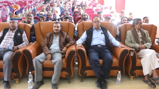 تعز.. الضرائب والجمارك والوحدات التنفيذية تنظم فعالية بالذكرى السنوية لشهيد القرآن