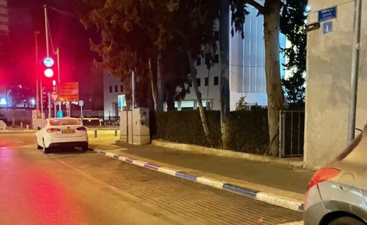 "تل أبيب" فارغة بنزوح المستوطنين منها  "تل أبيب" فارغة بنزوح المستوطنين منها