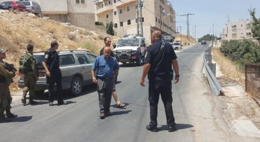مستوطن صهيوني يدهس طفلة فلسطينية في الخليل
