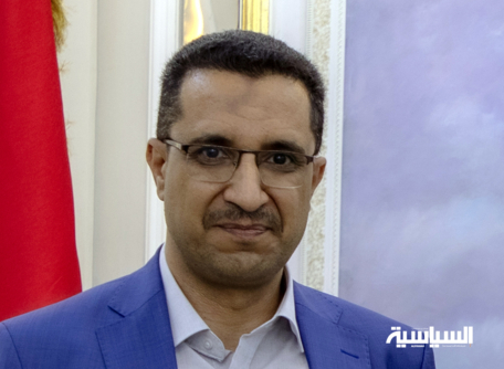 وزير الاتصالات يهنئ قائد الثورة ورئيس المجلس السياسي الأعلى بحلول شهر رمضان