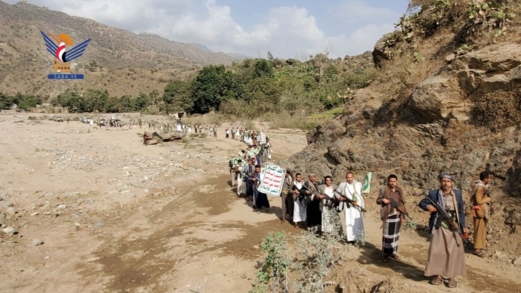 حجة.. مسير ومناورة لخريجي دورات "طوفان الأقصى" بعزلة العريف في بني العوام