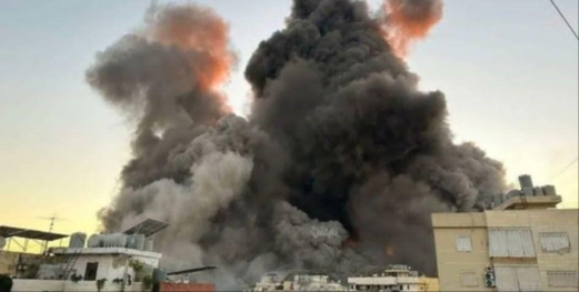 عدوان إسرائيلي على الحديدة.. ومصدر يمني: لن نوقف عملياتنا عدوان إسرائيلي على الحديدة.. ومصدر يمني: لن نوقف عملياتنا