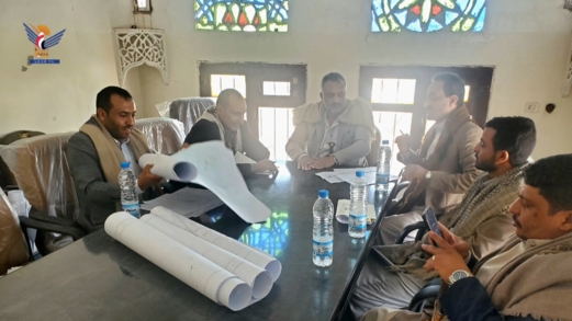 مناقشة مهام اللجنة الفنية للتخطيط العمراني في محافظة عمران