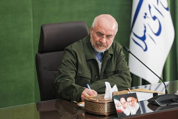 قاليباف:إذا استمرت الحرب فلن يكون هناك سبيل لبيع النفط ولا لإنتاجه